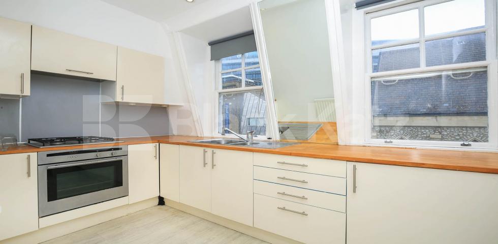 			NEW INSTRUCTION !, 1 Bedroom, 1 bath, 1 reception Flat			 Kings Cross Road, KINGS CROSS 